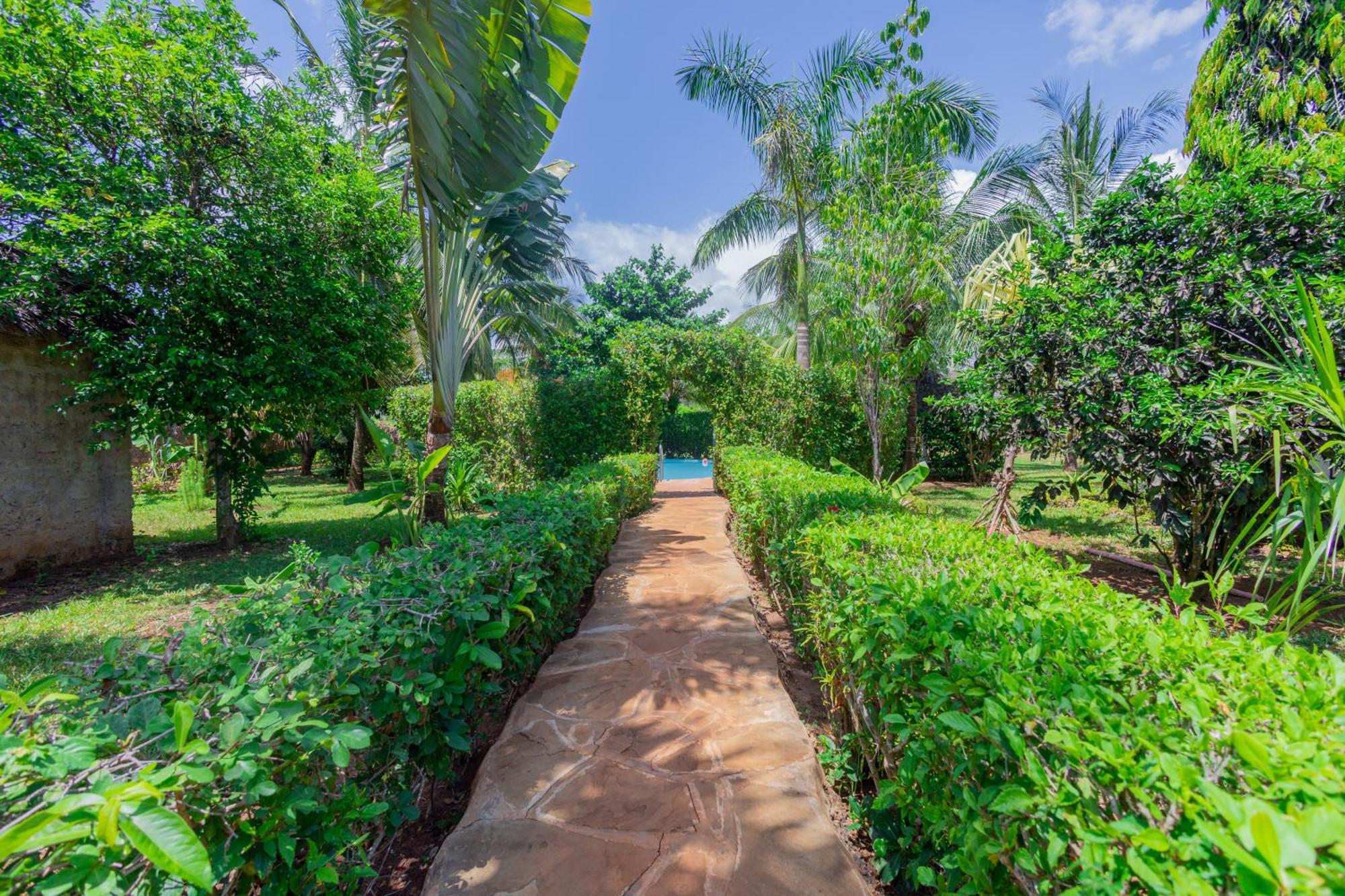Villas Dora And Holly Diani Beach Extérieur photo