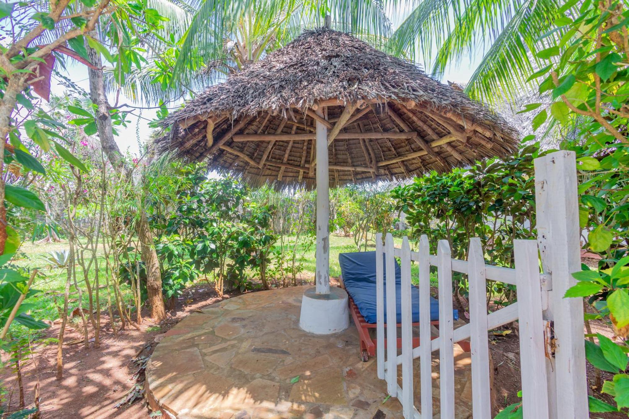 Villas Dora And Holly Diani Beach Extérieur photo