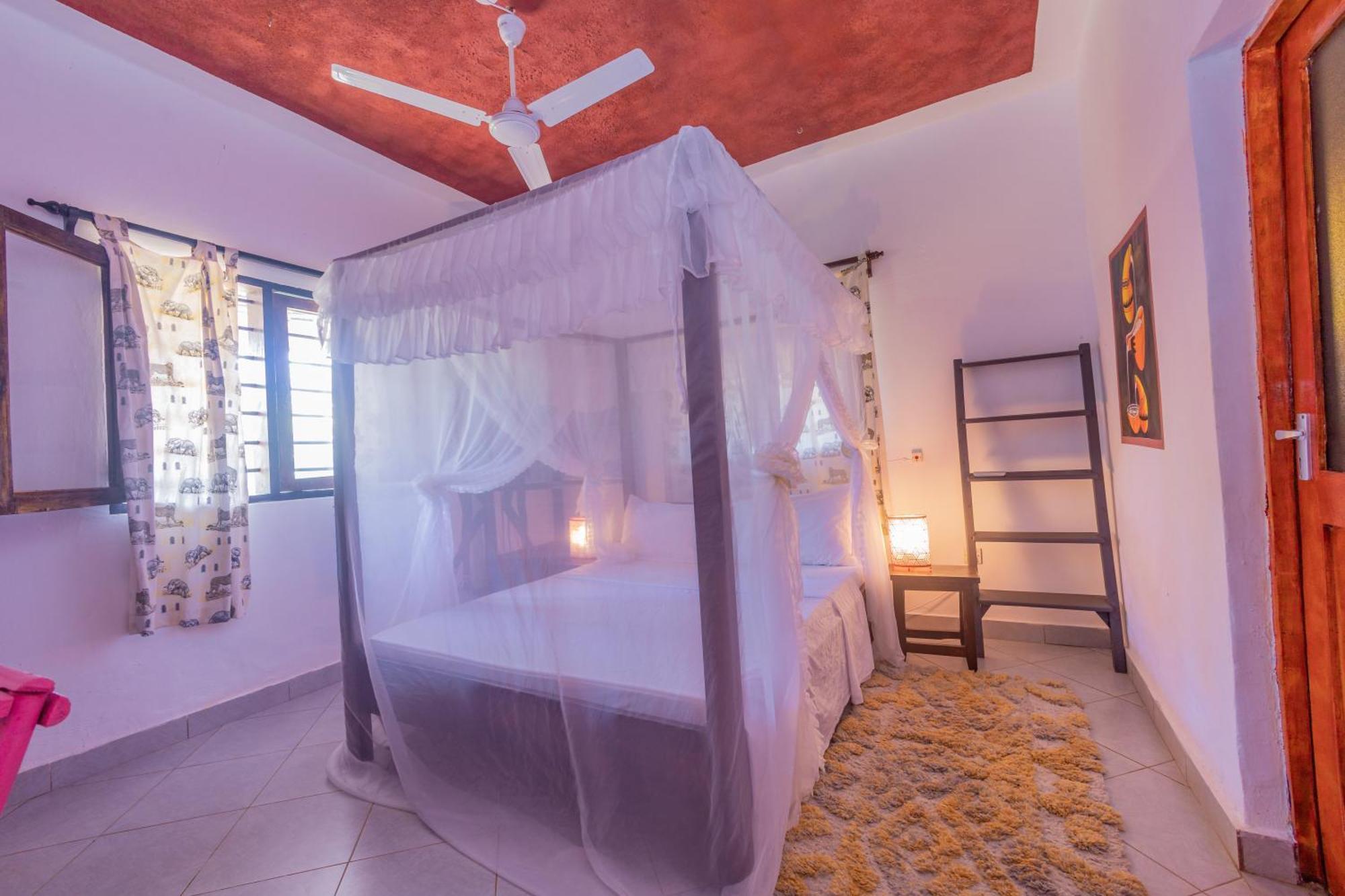 Villas Dora And Holly Diani Beach Extérieur photo