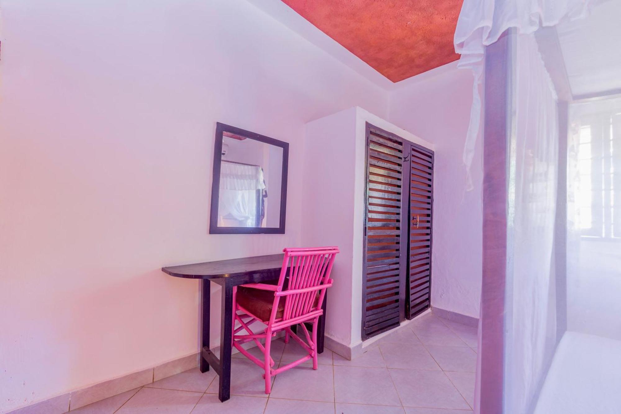 Villas Dora And Holly Diani Beach Extérieur photo