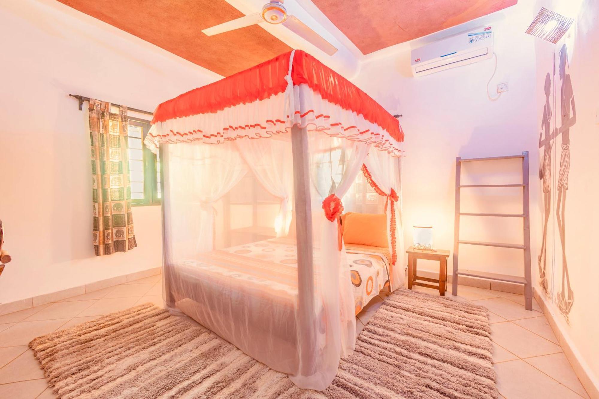 Villas Dora And Holly Diani Beach Extérieur photo