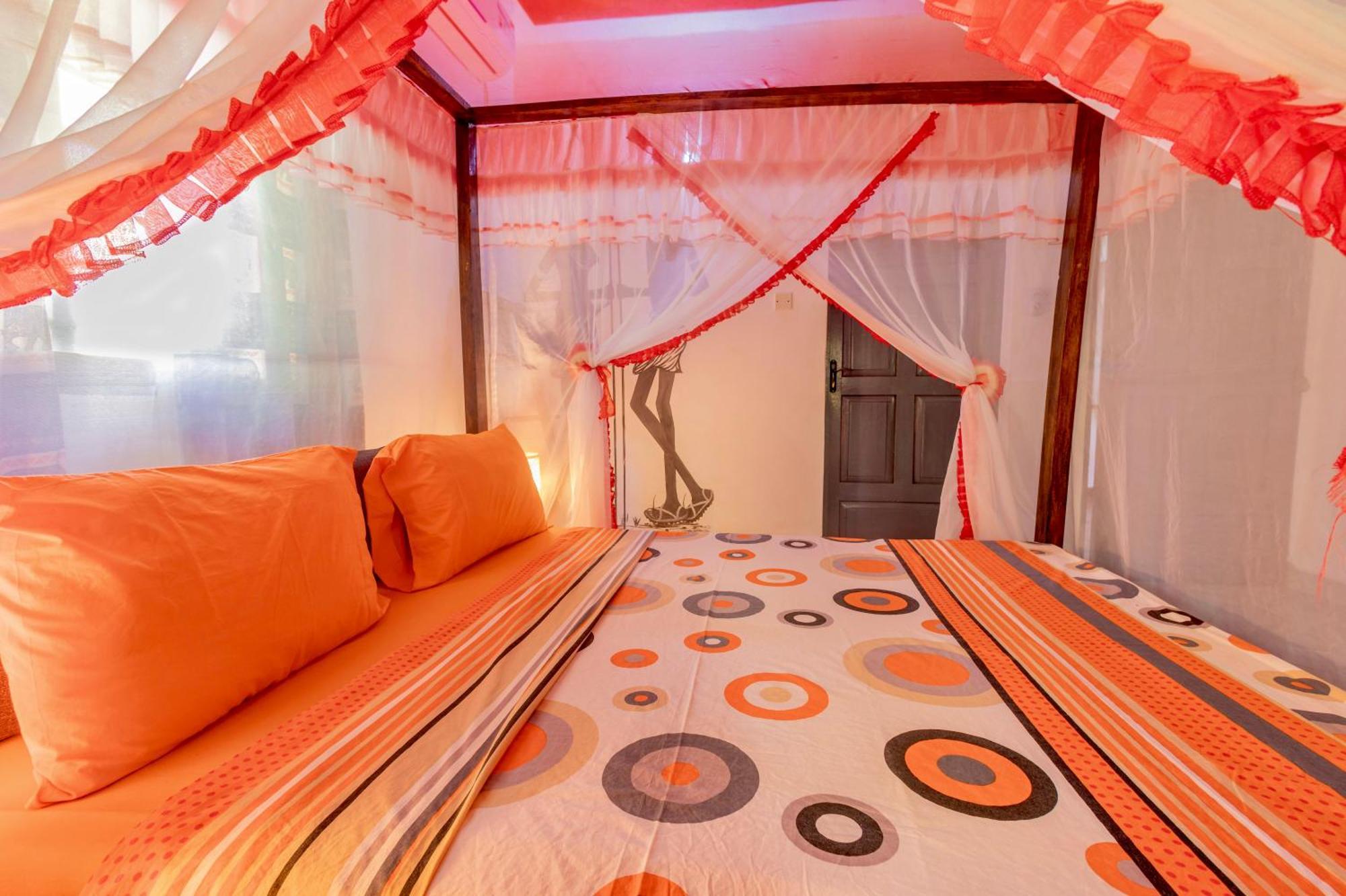 Villas Dora And Holly Diani Beach Extérieur photo