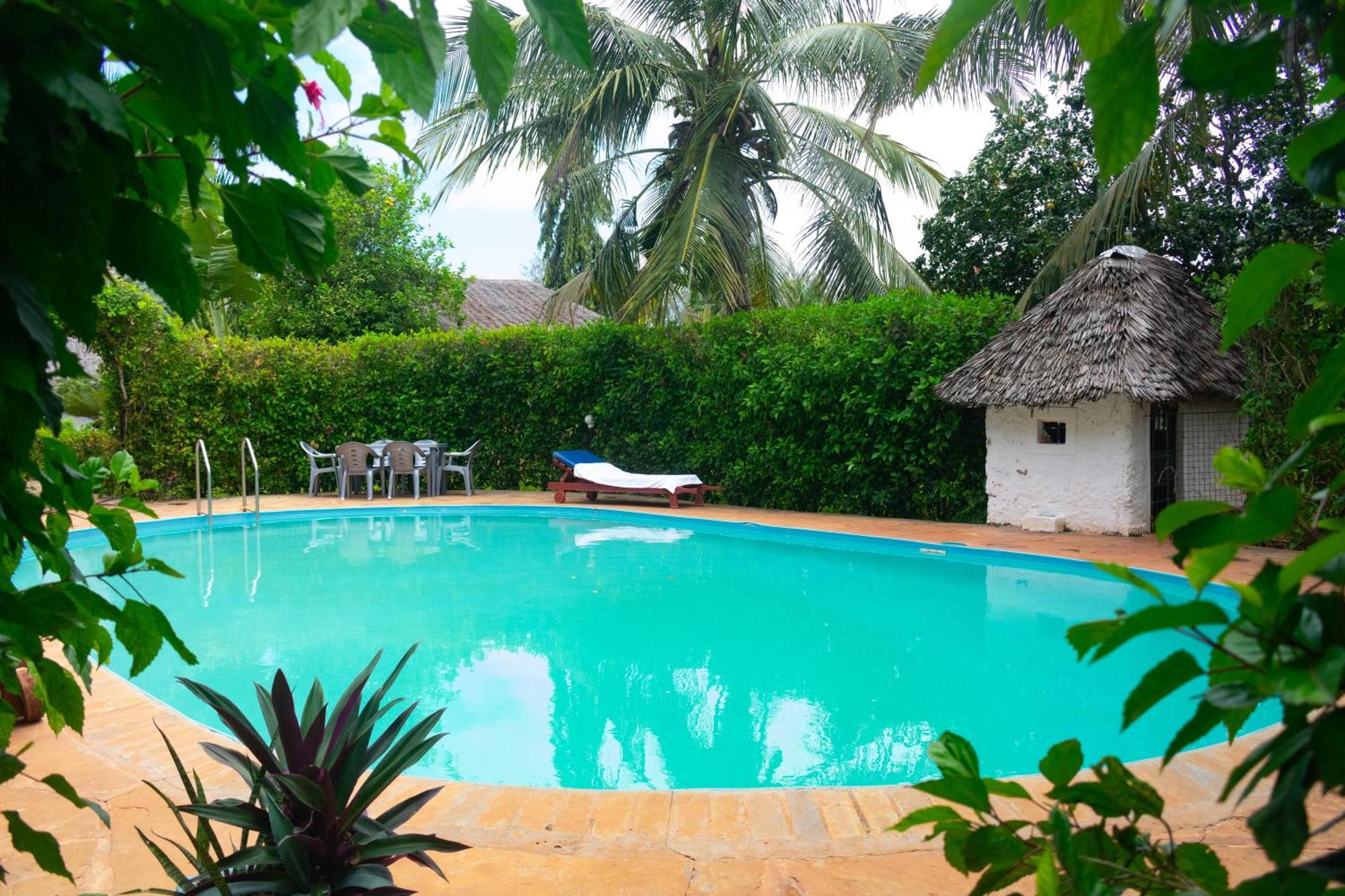 Villas Dora And Holly Diani Beach Extérieur photo
